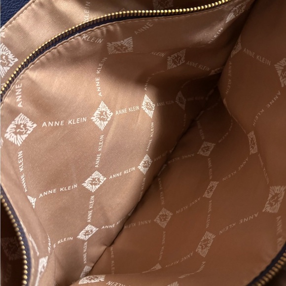 Anne Klein Navy and Brown Zippered Purse - Picture 8 of 11